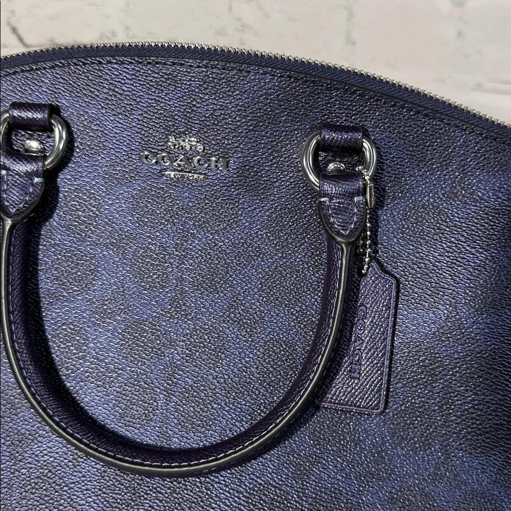 Coach authentic sadie