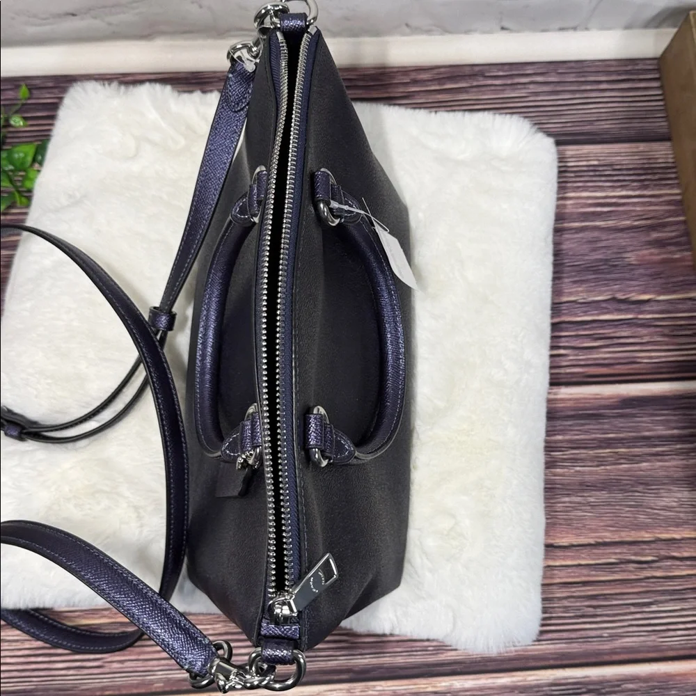 Coach authentic sadie