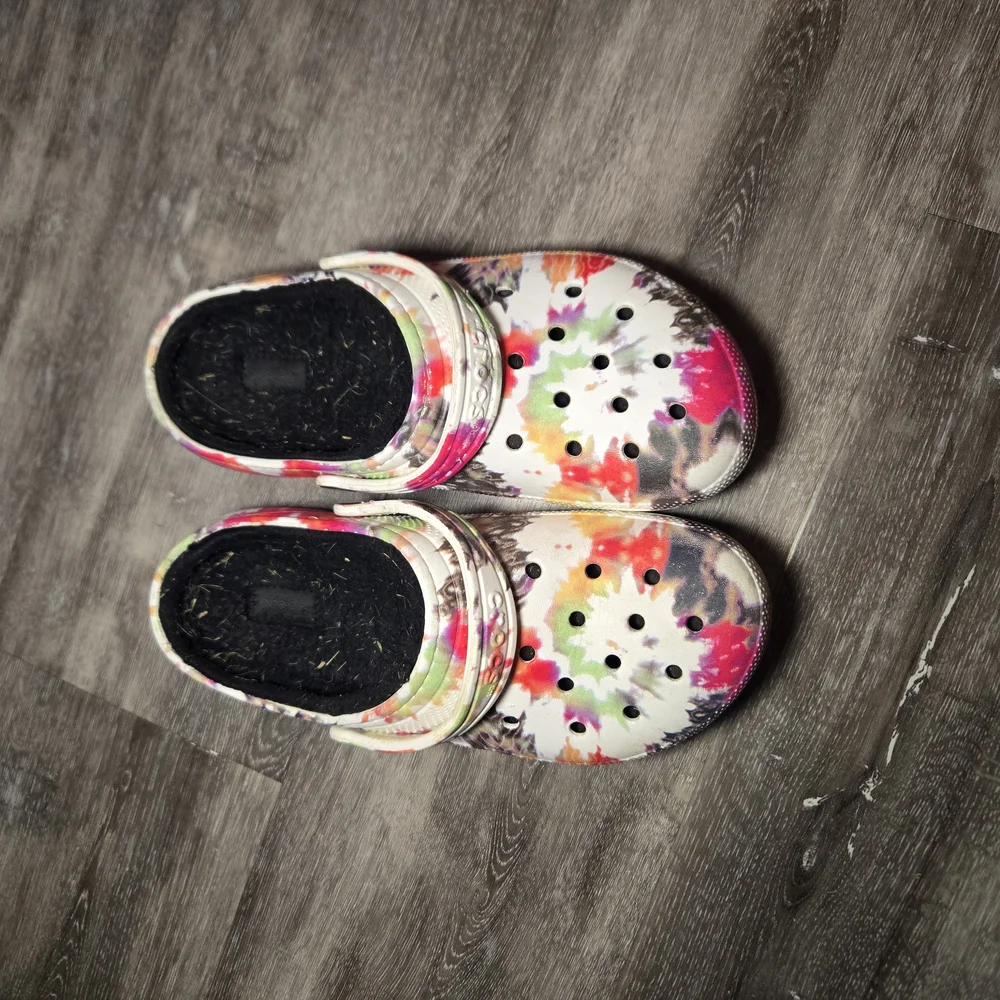 Crocs Classic Fur Lined Tie-Dye Clog Fuzzy Slippers Juniors‎ 6. Condition…