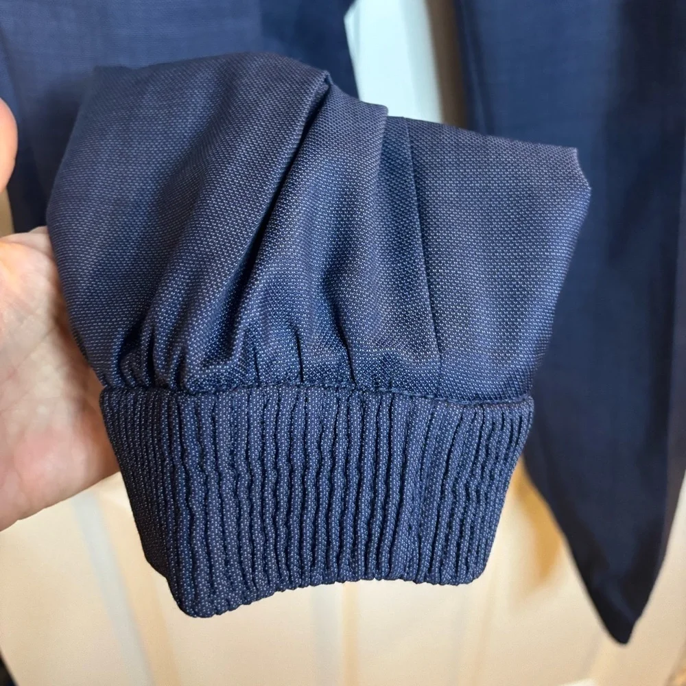 Hugo Boss elegant dark