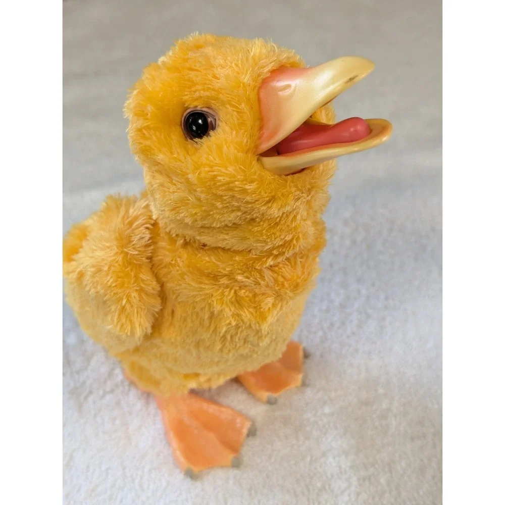 FurReal Friends Yellow Duck Duckling Newborn Baby Bird 2008 Hasbro Plush WORKS!