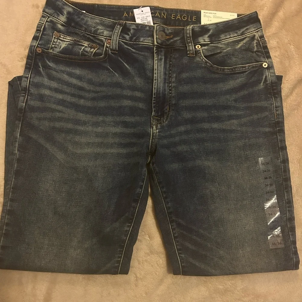 American Eagle Outfitters product pair