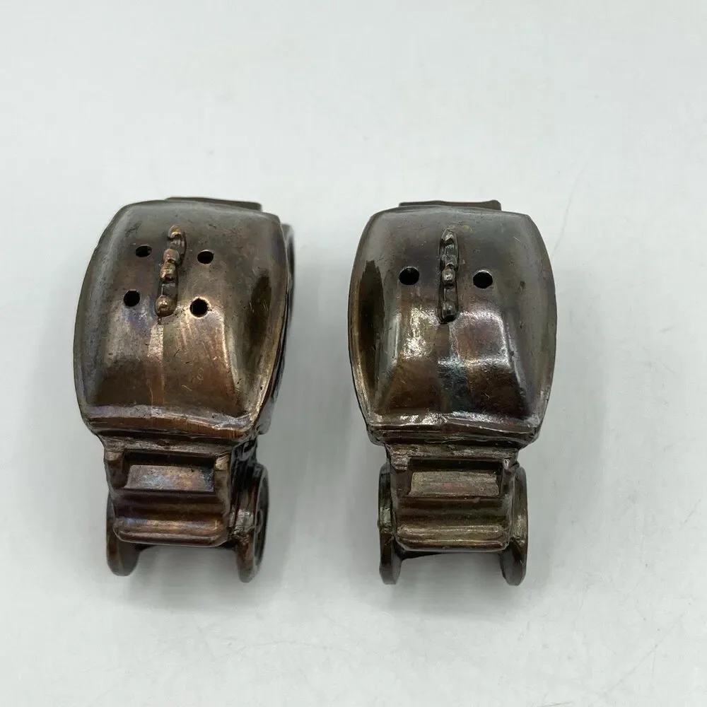 Unbranded pair vintage