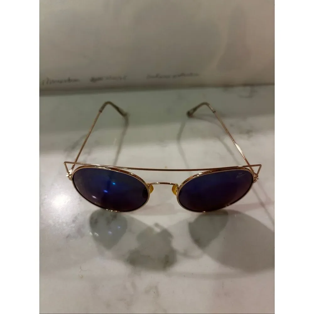 Betsy Johnson Sunglasses Gold Colored Rim‎ Round 5-1/8” Wide Heart Logo EUC
