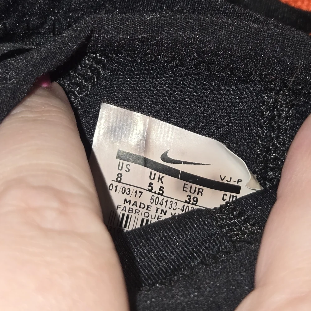 Nike ideal sleek sneakers
