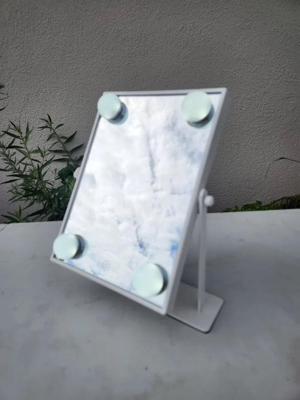Danielle Creations slim led