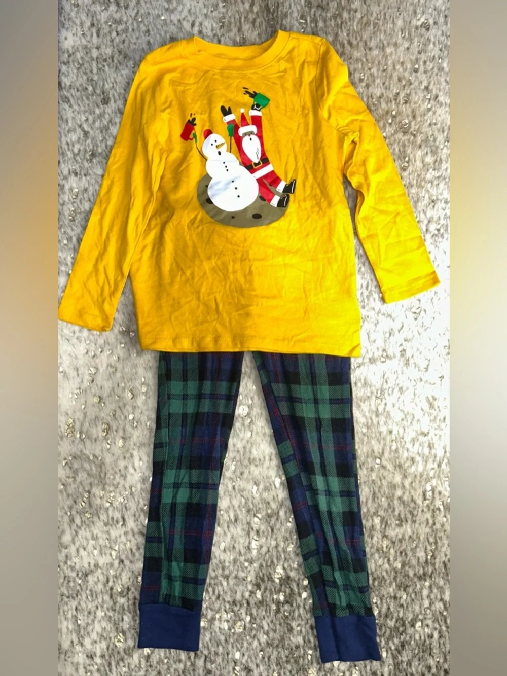 5 for $25🔥Old‎ Navy Christmas Pajama Set Size 6T