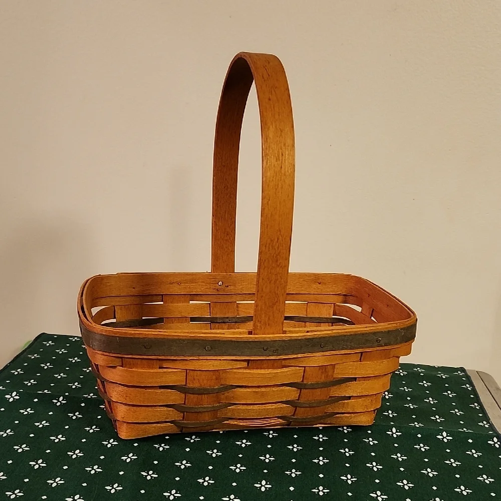 Longaberger 1993 Easter Basket