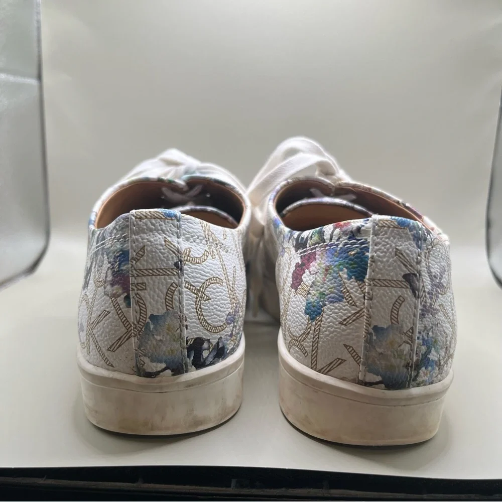 Calvin Klein Imilia Sneakers Floral on White Background Sz‎ 9.5