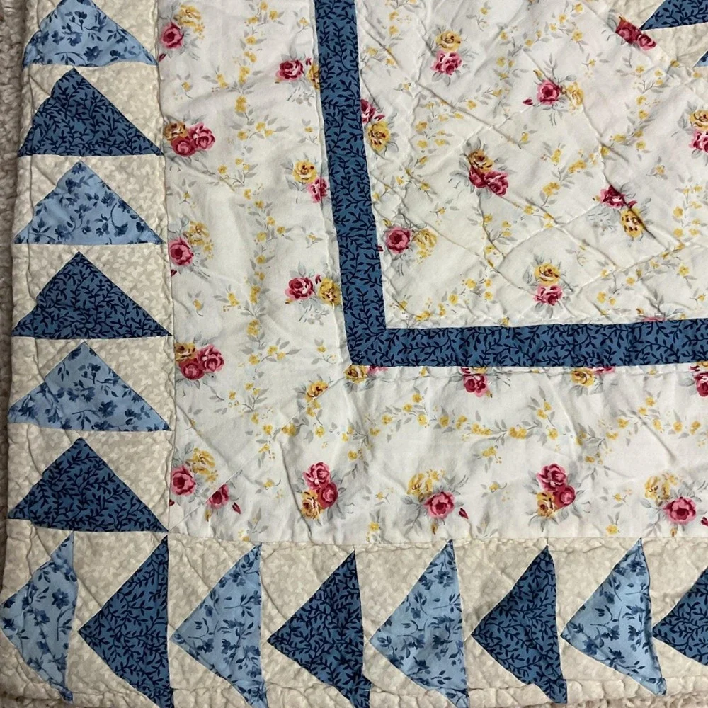 Vtg Hand Quilted‎ Star Quilt 80x82 Americana Farmhouse Cottage Cotton Bedspread