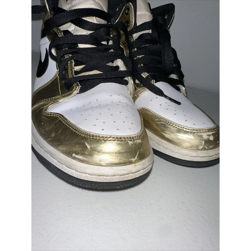 Jordan 1 Mid SE Men's‎ Size 8.5 - Metallic Gold With Box Shoes Sneakers