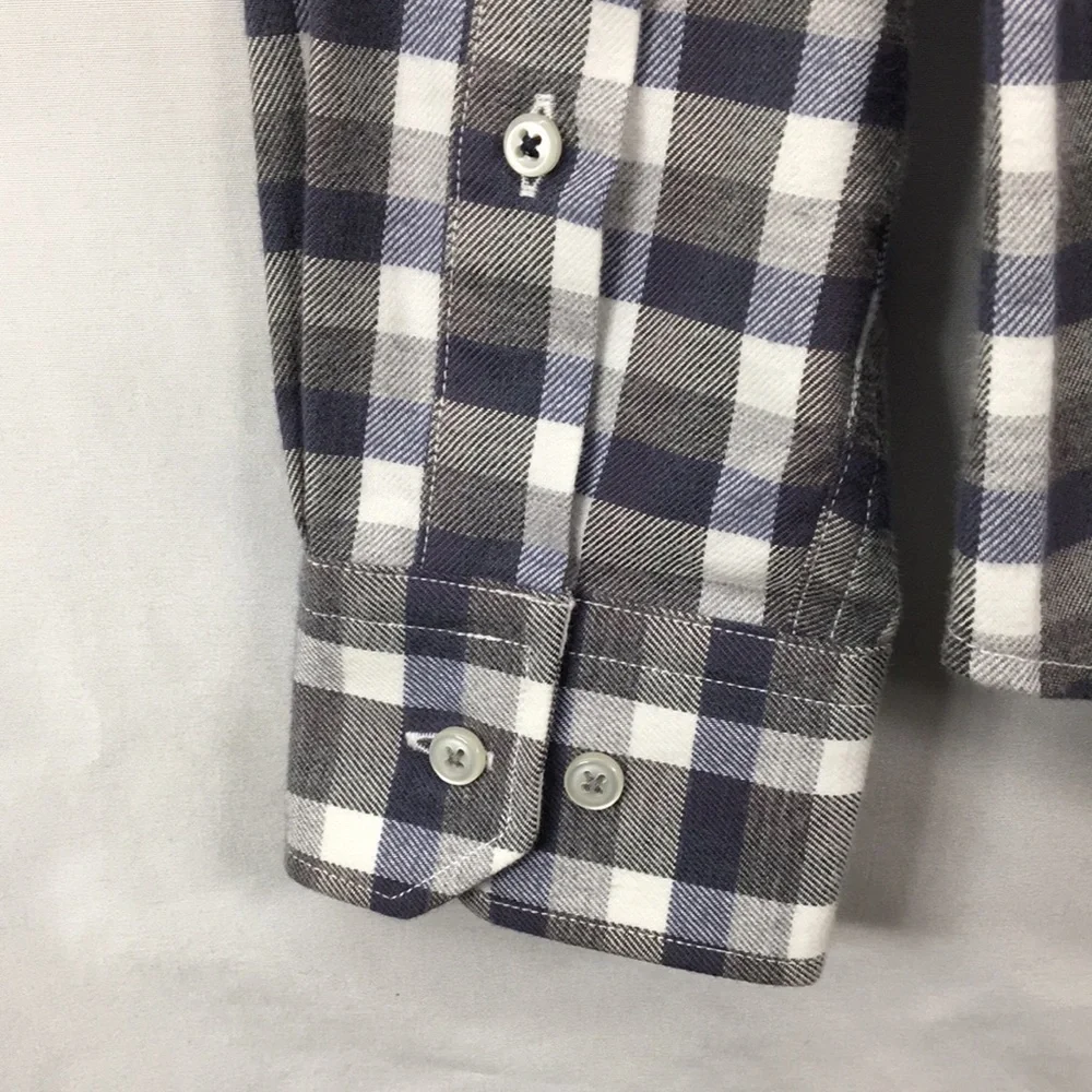 Banana Republic Luxe Slim Fit Mens long Sleeve Button Flannel Size XS NWT