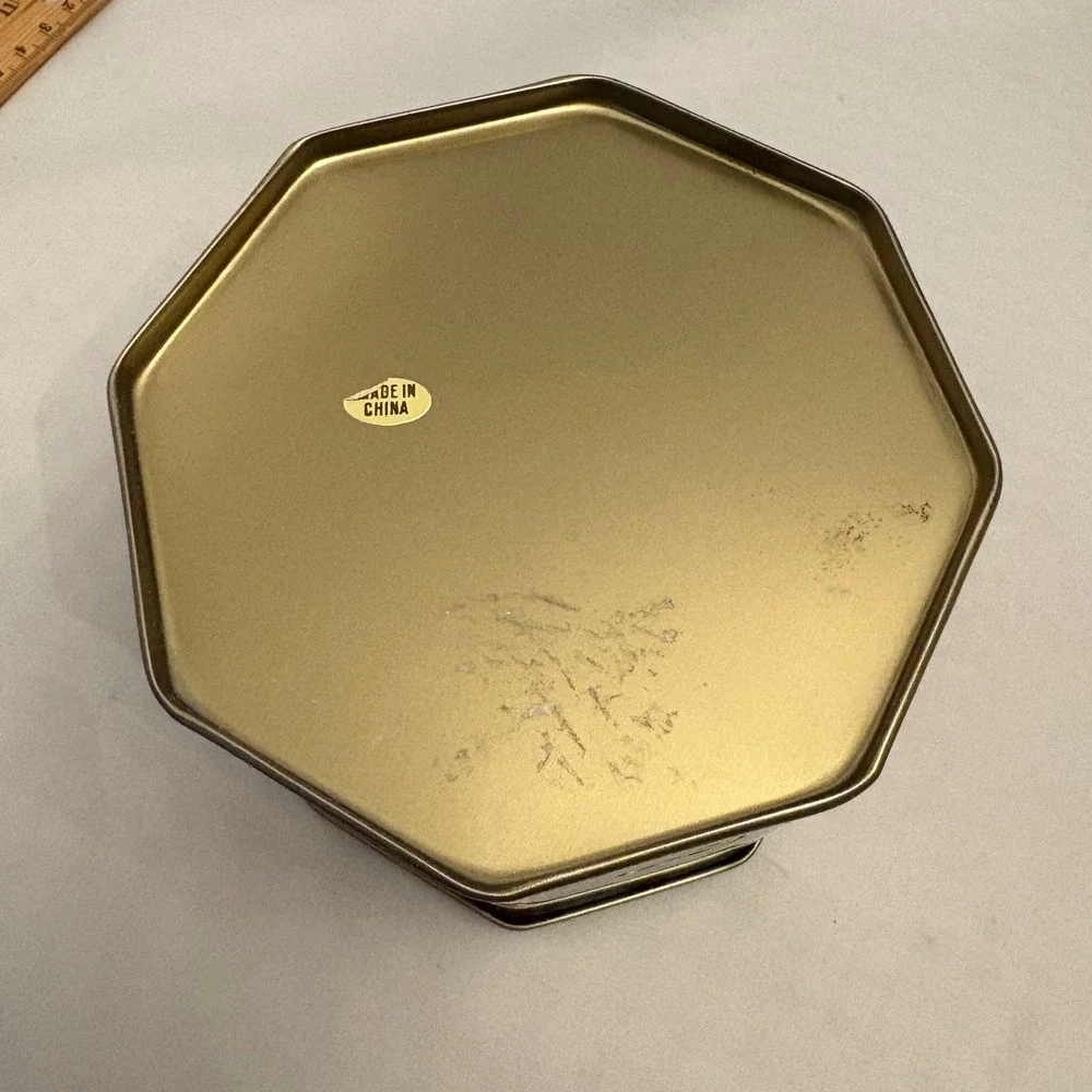 N/A adorned christmas metal