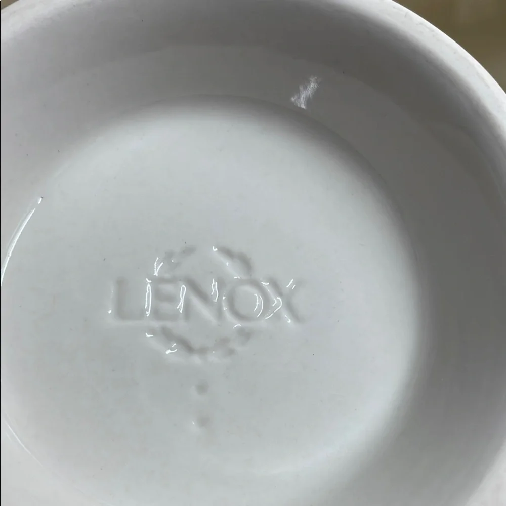 Lenox elegant white