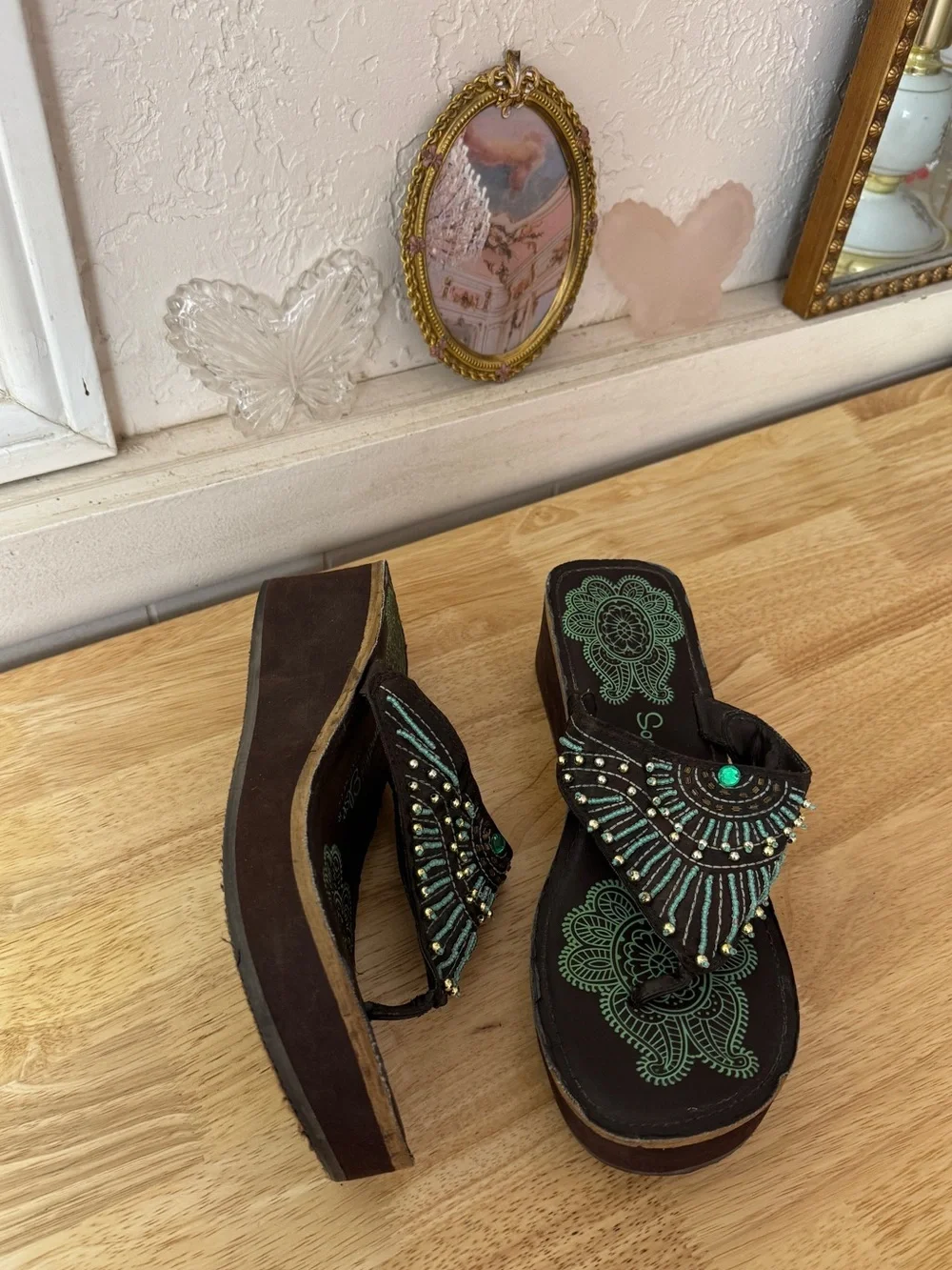2000s Skechers Embellished Platform Flip Flops Size 8 Y2K Boho Festival Sandals