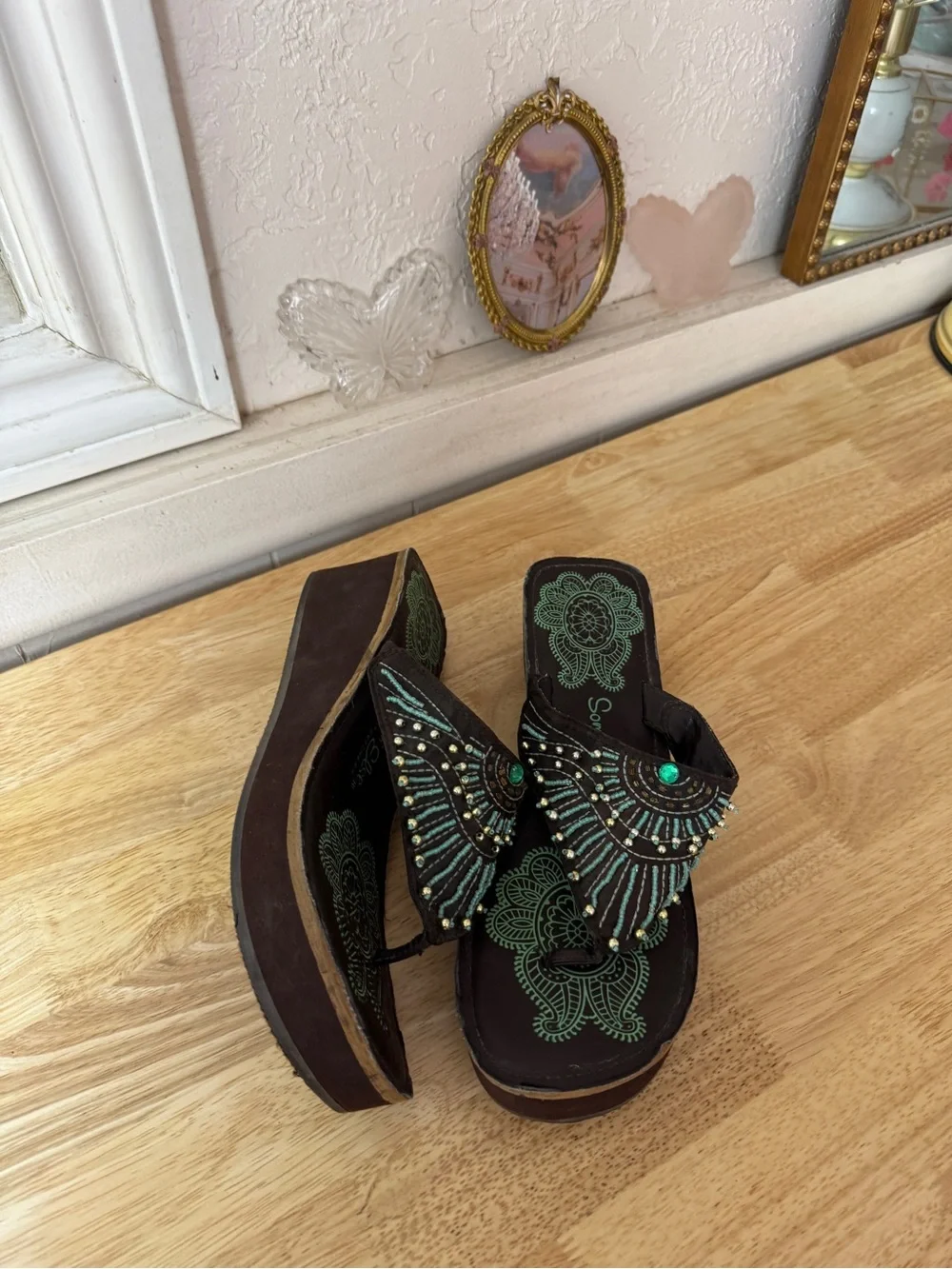 2000s Skechers Embellished Platform Flip Flops Size 8 Y2K Boho Festival Sandals