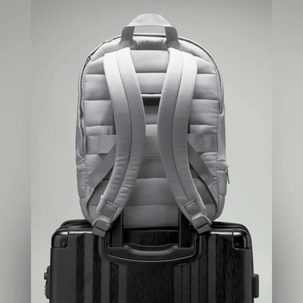 lululemon athletica trolley when discreet