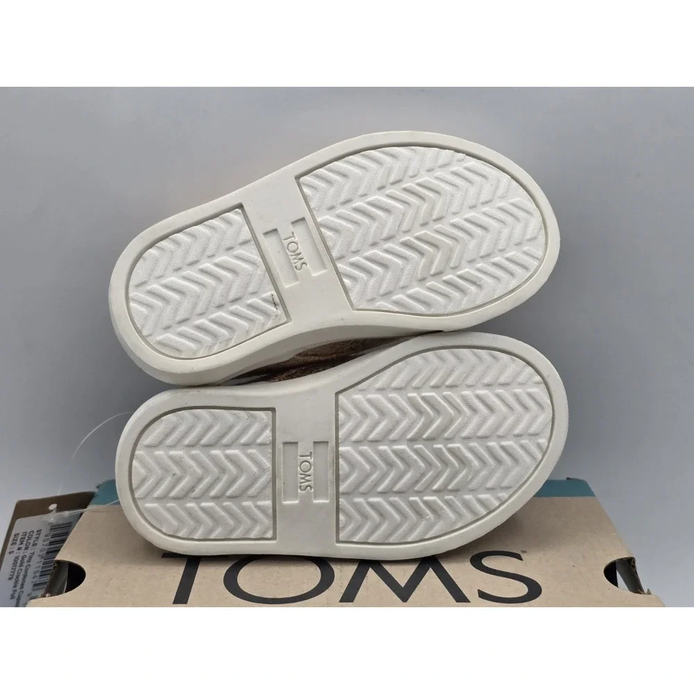 Toms this listing