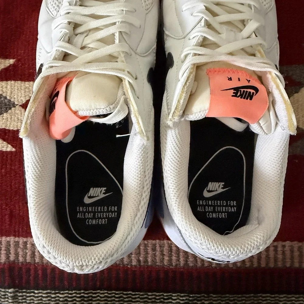 Nike air max