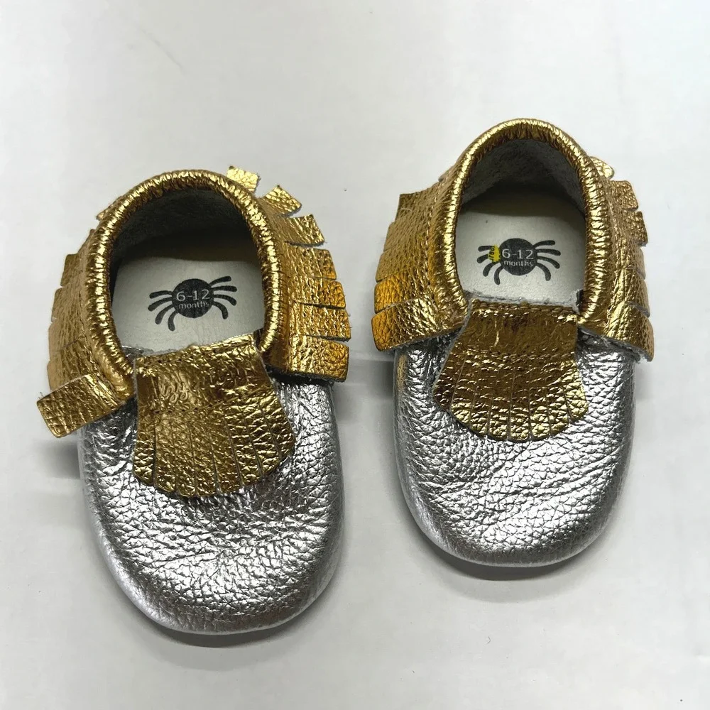Itzy Ritzy Gold‎ Silver Metallic Baby Moccasins 6–12 Mo Soft Sole Crib Shoes