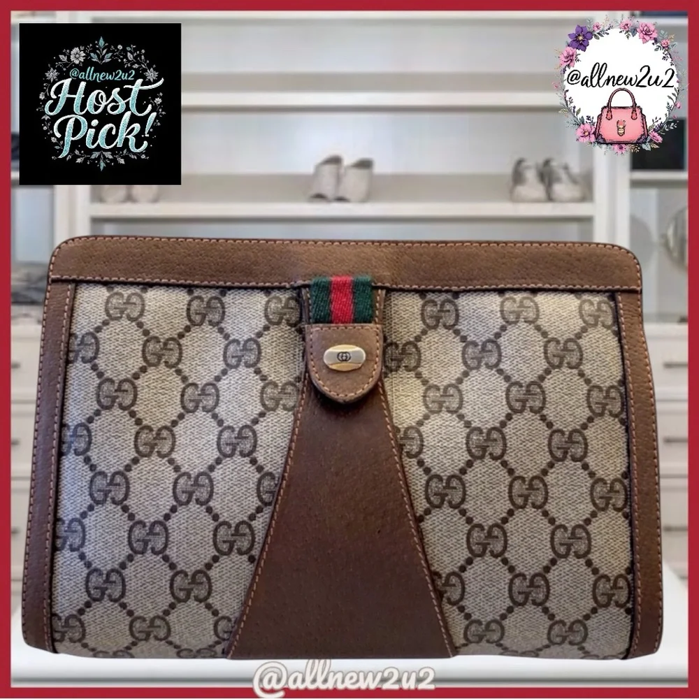 Gucci #monogram canvas clutch