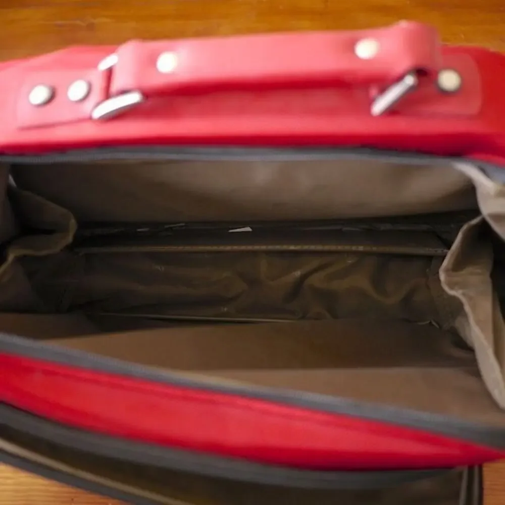 American Tourister american tourister