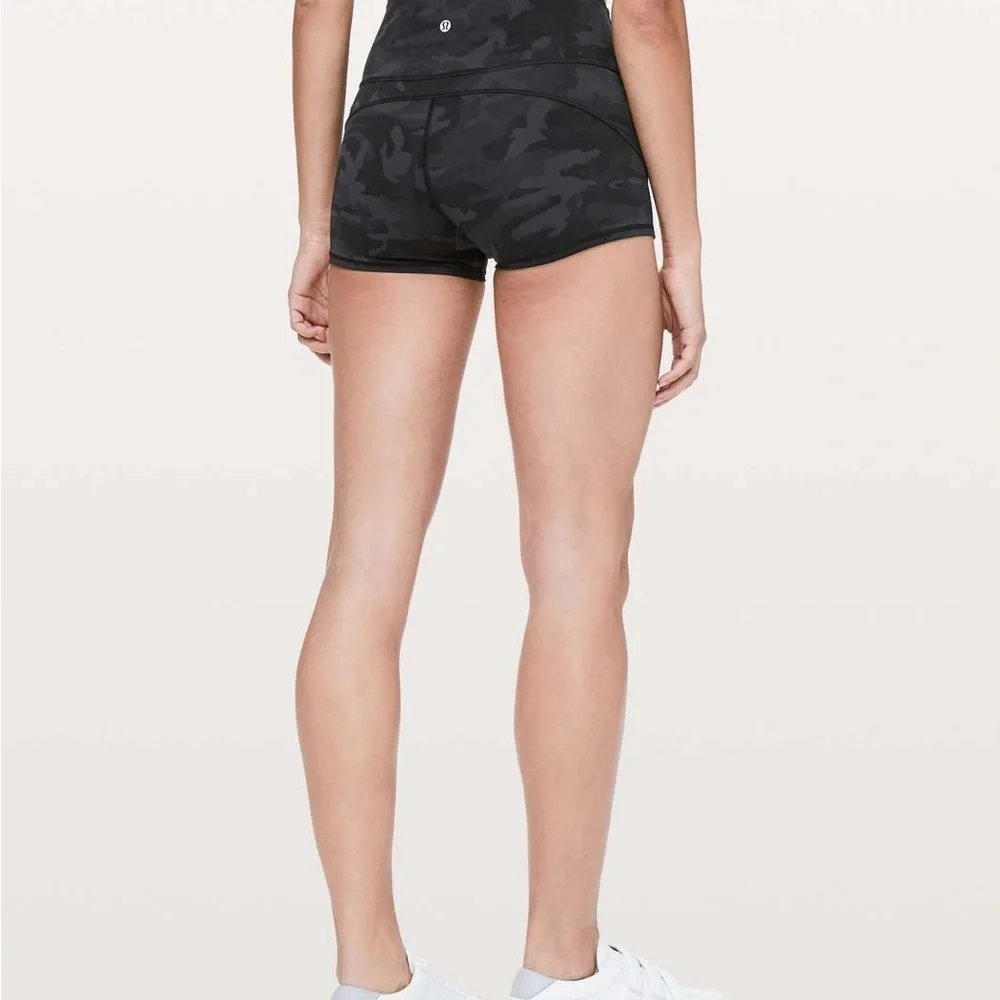 lululemon athletica or sleek