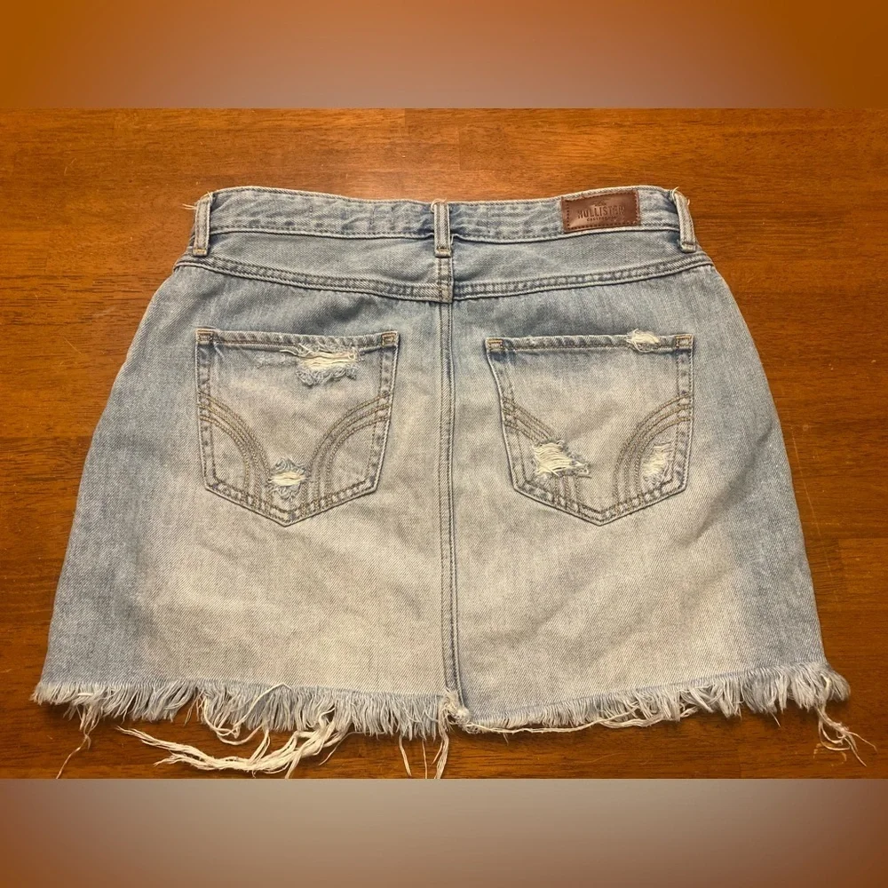 Hollister chic light