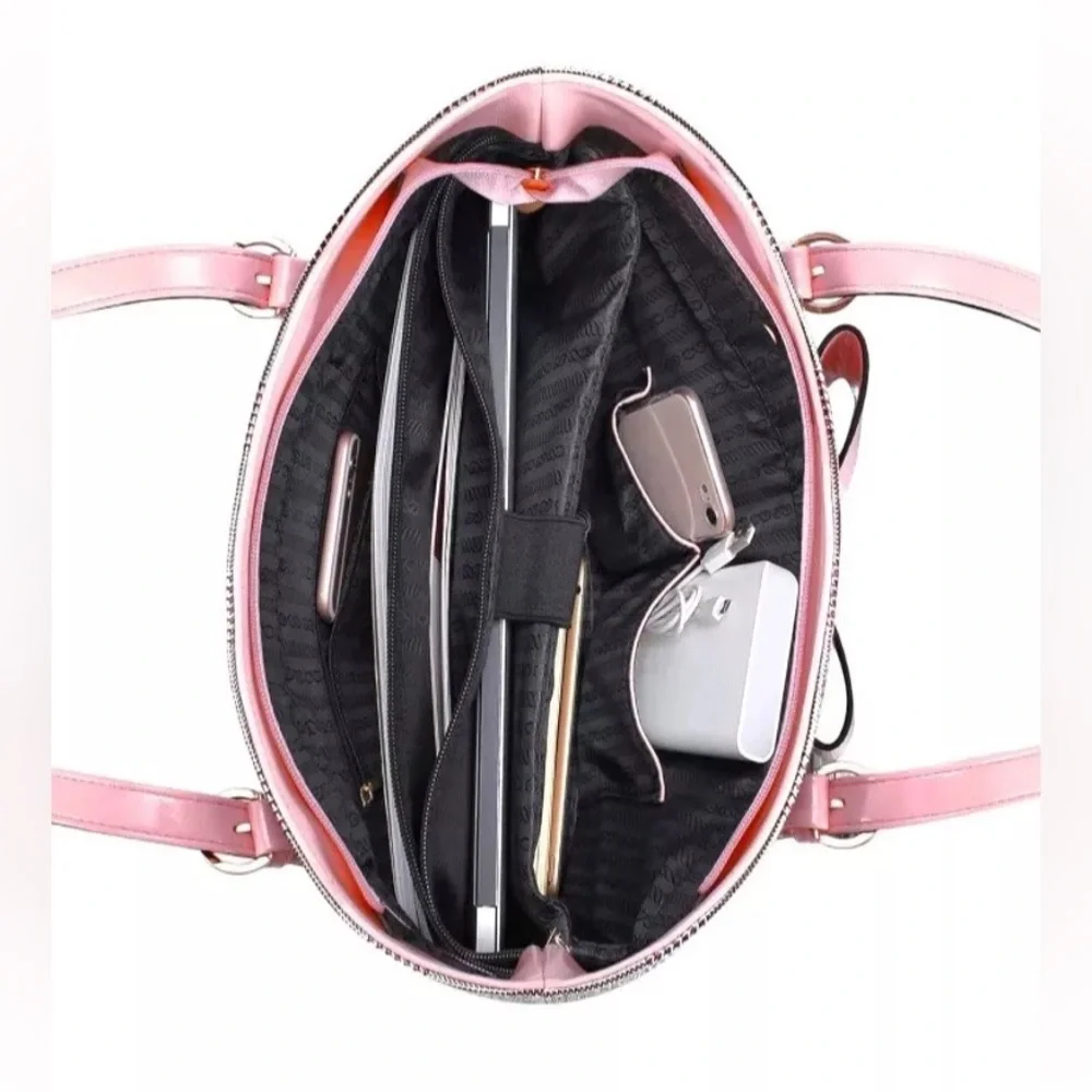 Mosiso elegantly designed