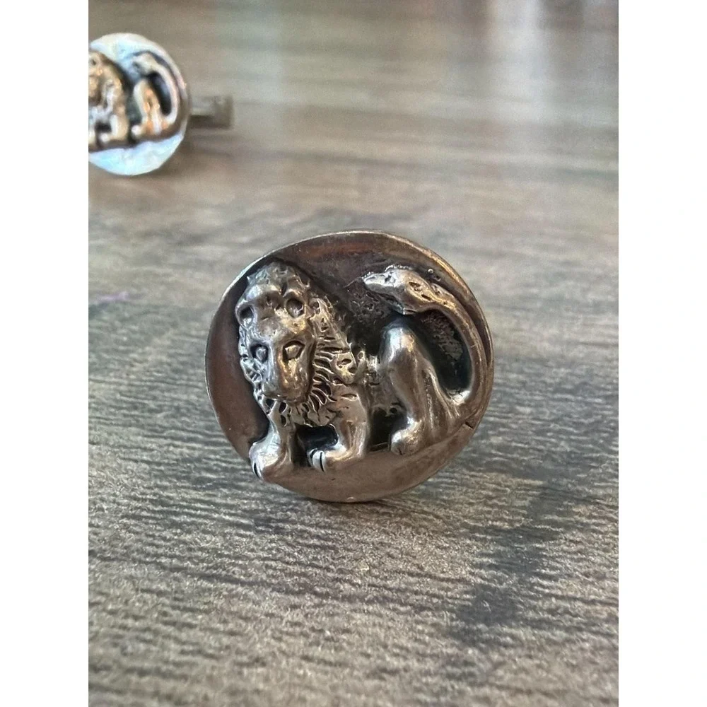 The Unbranded Brand vintage sterling