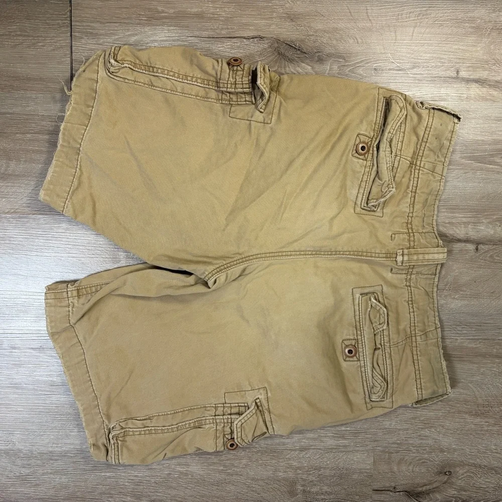 Hollister some please