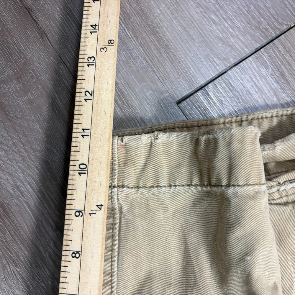Hollister inseam please staining