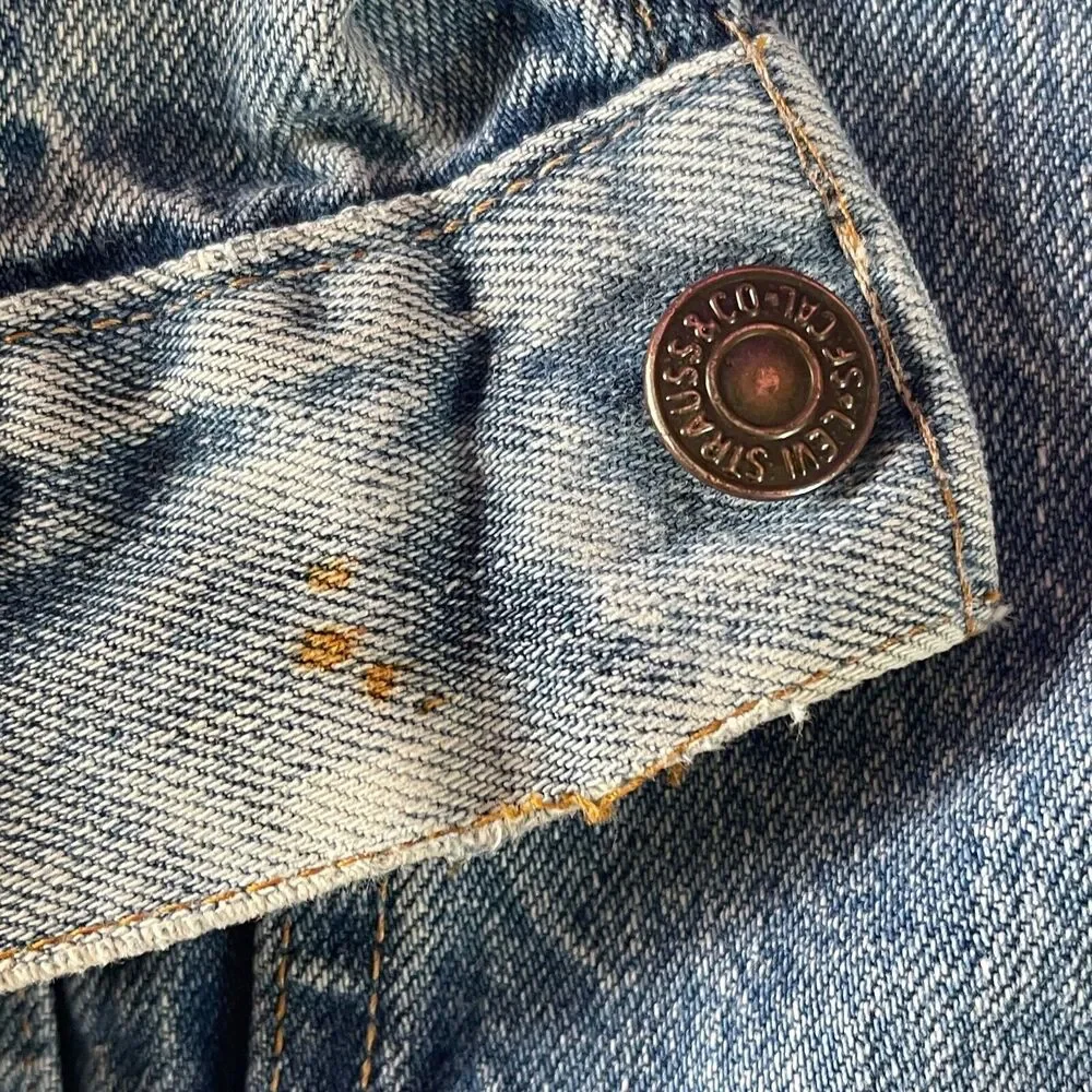 Levis vintage gently