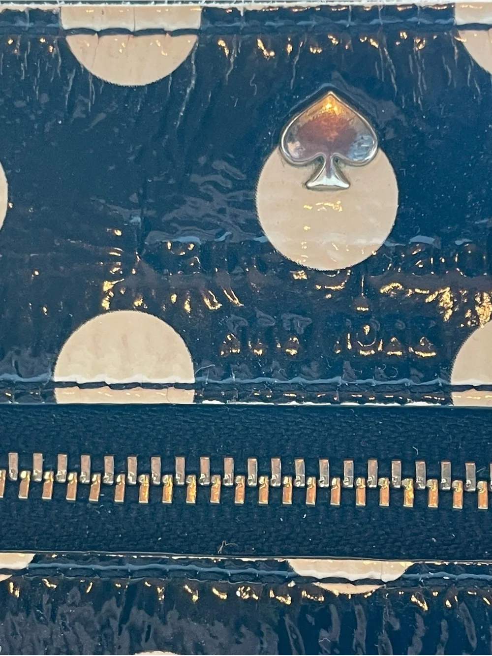 kate spade compact patent