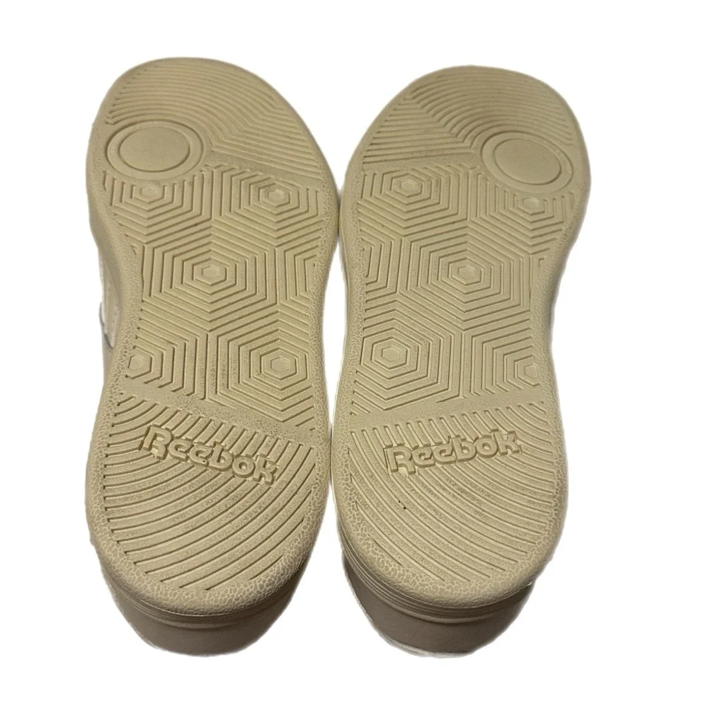 Reebok‎ sneakers