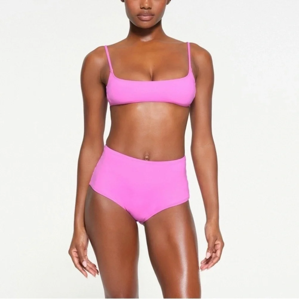 NWT SKIMS Recycled Swim Full Brief Bikini Bottom in Neon Orchid Pink Size Small