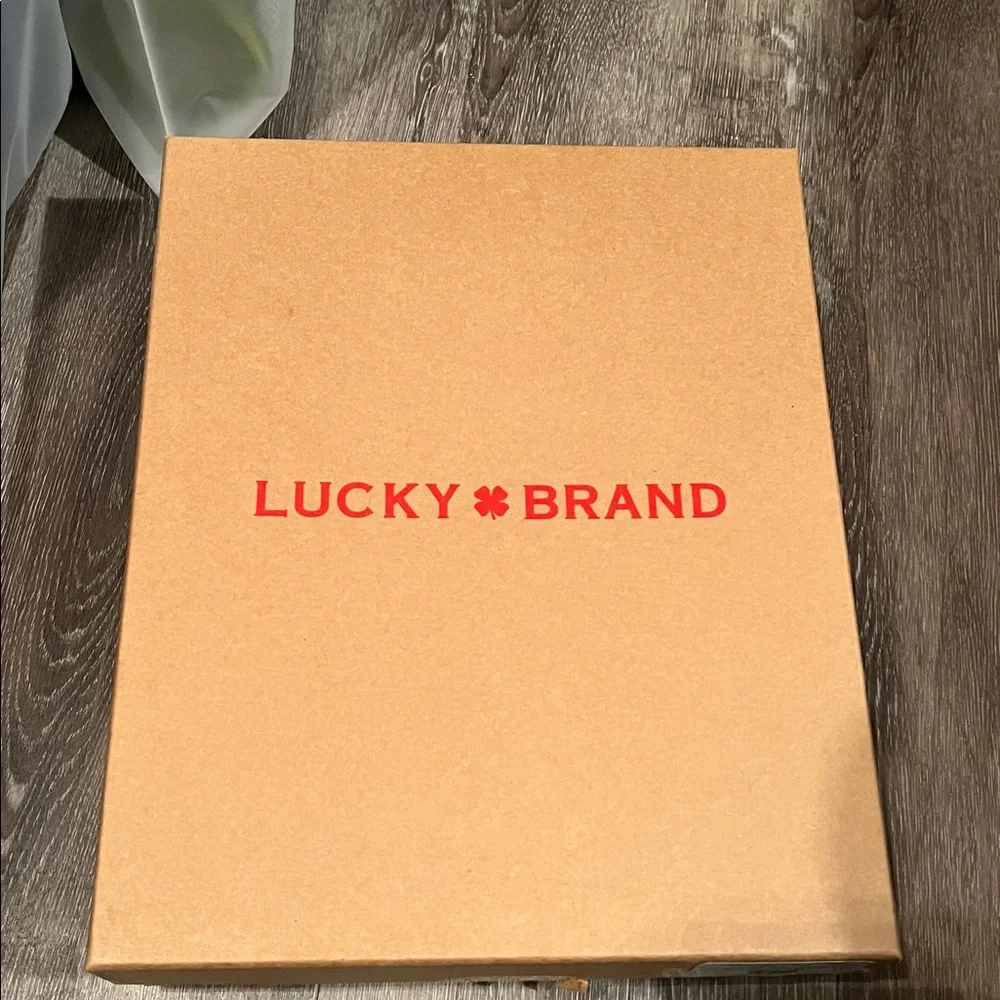 Lucky Brand cozy lucky