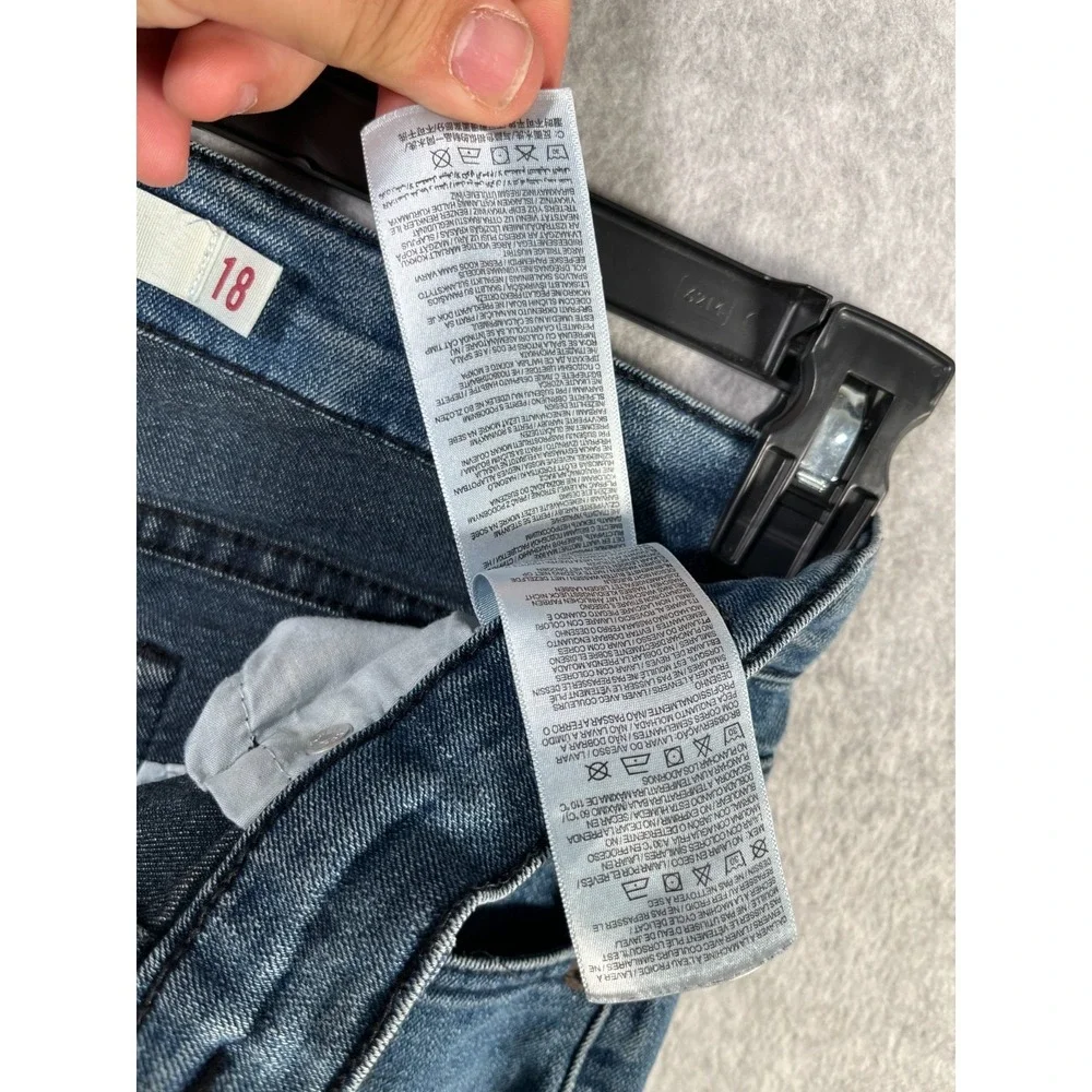 Levis denim waist