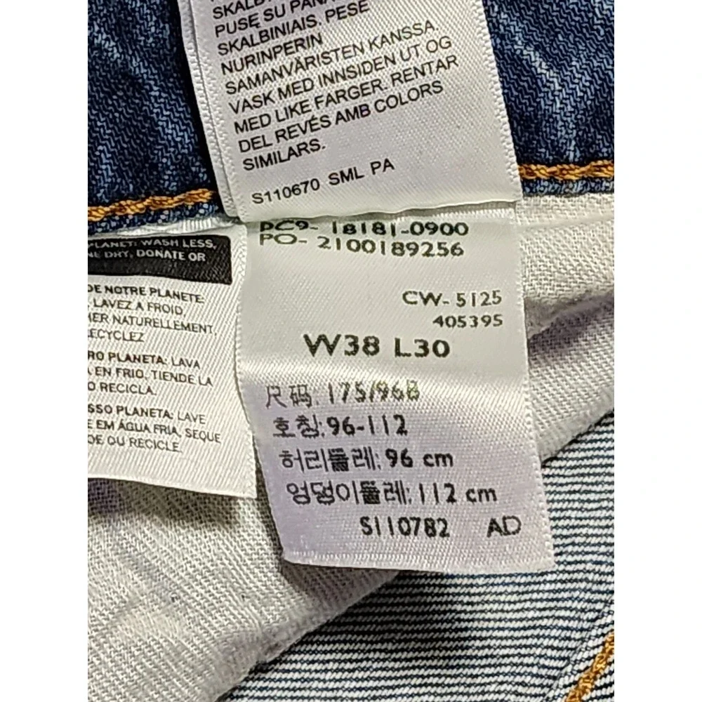 Levis new tags