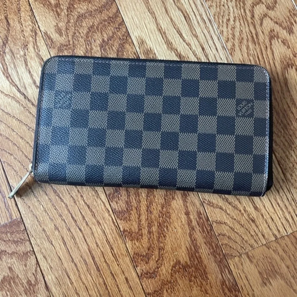 Louis Vuitton LV Long Wallet Zippy‎ Organizer Brown Damier
