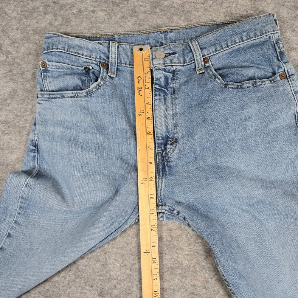 Levis measurements waist