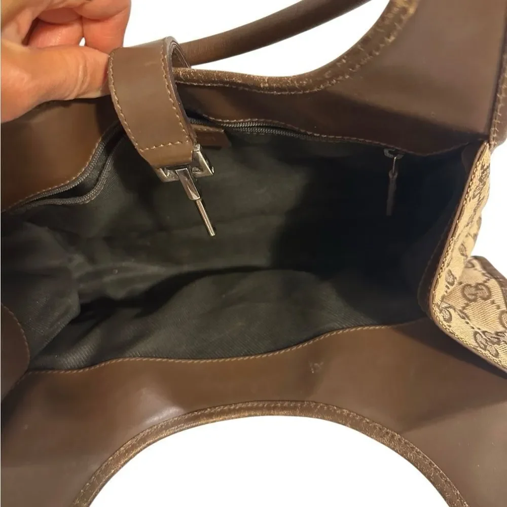 Gucci elegant hobo