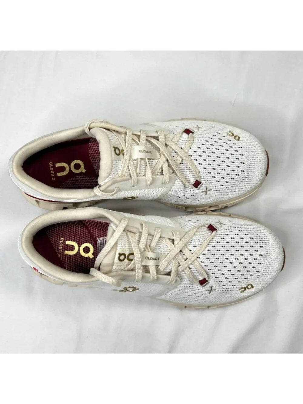 On Running cloud sneakers