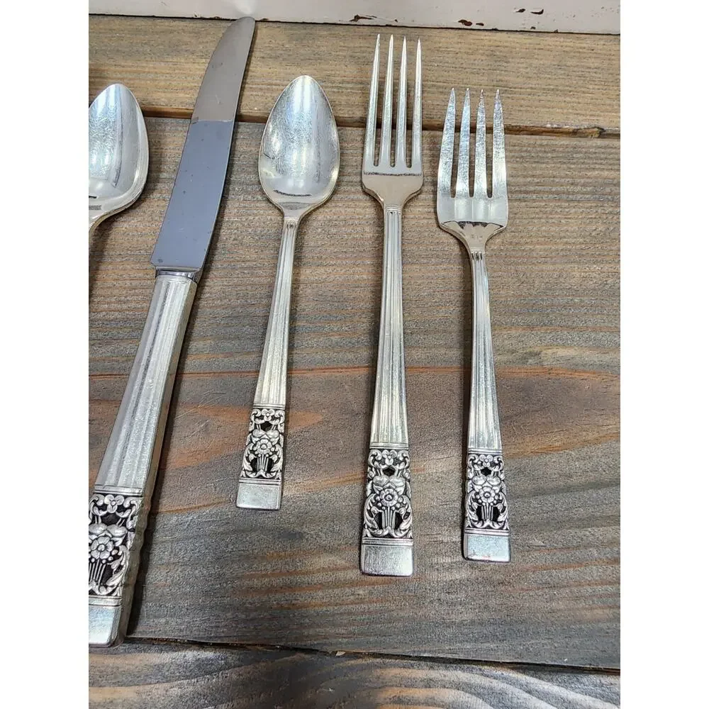 Oneida made dining silverplate