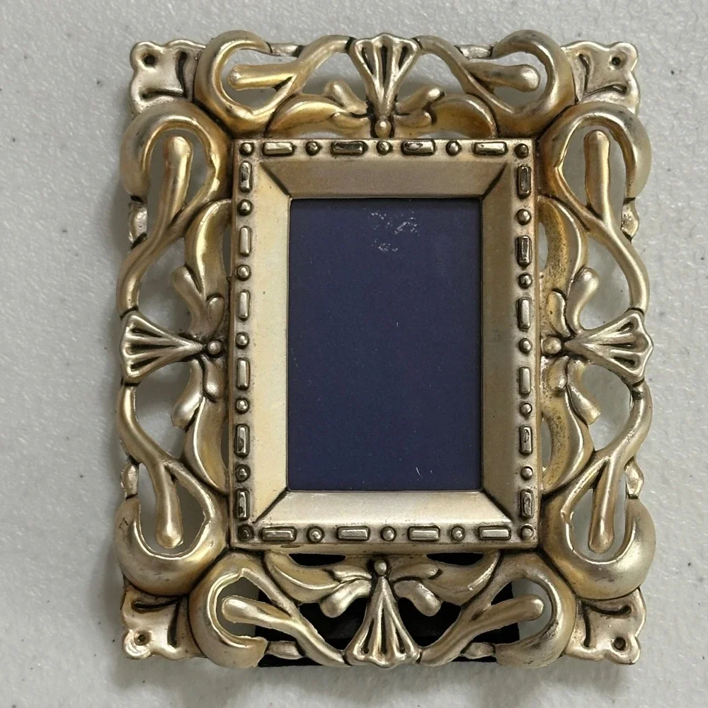 Godinger silver tone