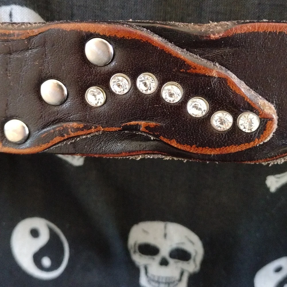 Rocker Crystal Studded Leather Belt M