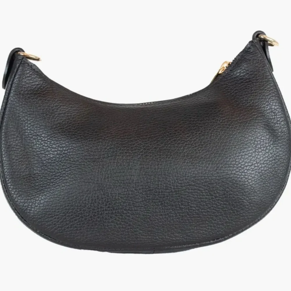 Persaman New York chic black