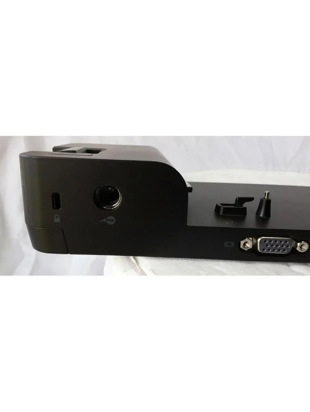 HP features dual