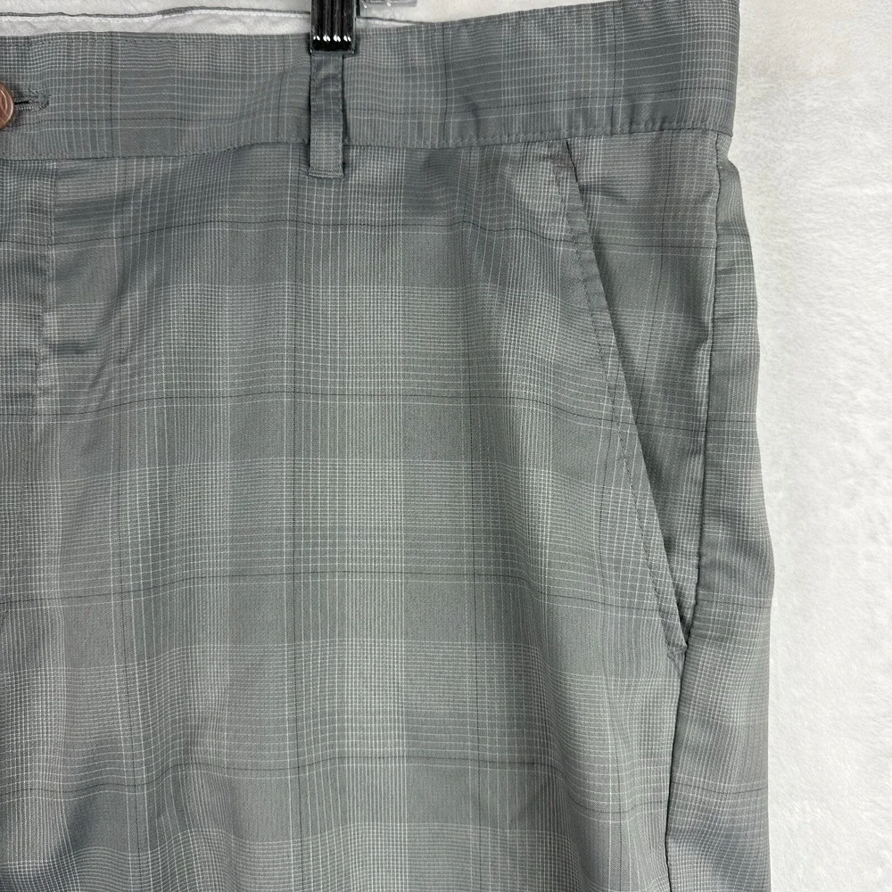 Greg Norman Collection shorts are
