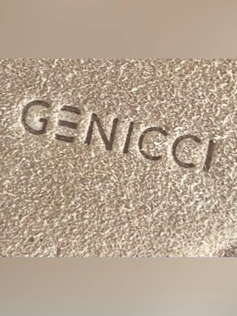 Genicci beautiful slouchy